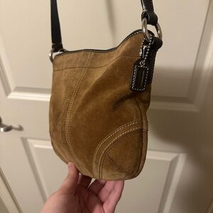 VINTAGE Coach SoHo Boho bag in suede with leather and leather trim.